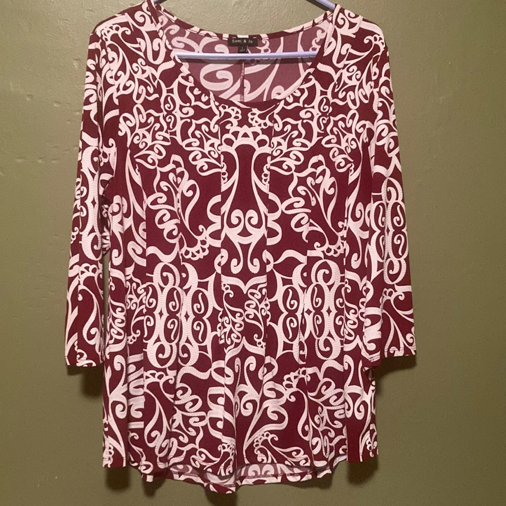 Sami & Jo, burgundy top, large